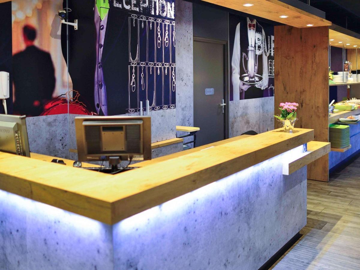 博莱讷宜必思快捷酒店 外观 照片
